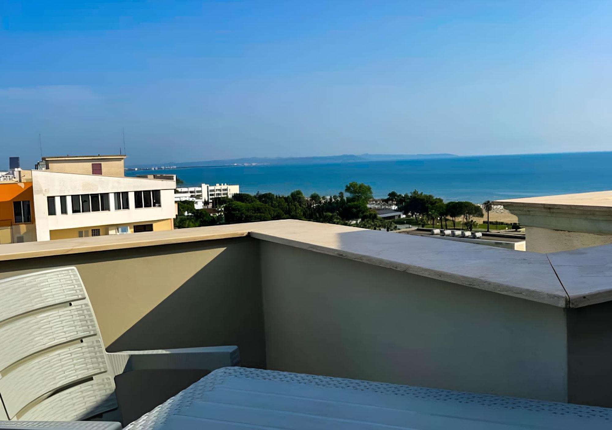 Yellow Building Durrës 외부 사진